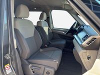 Second-hand VW Multivan Life 150 CP (110 kW) 2023 Gri Monovolum