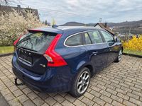 Gebraucht Volvo V60 Ocean Race 114 PS (83 kW) 2012 Blau Kombi