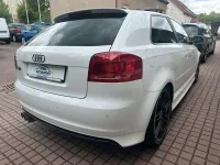 Gebraucht Audi S3 Sportback Comfort 265 PS (194 kW) 2009 Ibisweiß Kleinwagen