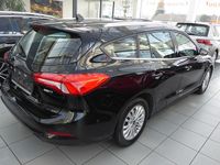 Używany Ford Focus Titanium 125 KM (91 kW) 2021 Czarny Kombi