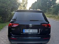 Gebraucht VW Tiguan 190 PS (139 kW) 2021 Schwarz SUV