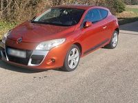 Gebraucht Renault Mégane III 90 PS (66 kW) 2009 Orange Coupé
