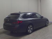Gebraucht BMW 520 Performance 190 PS (139 kW) 2022 Weiss Kombi