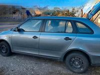 Gebraucht Skoda Fabia 2013 Grau Kombi