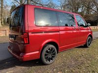 Gebraucht VW Multivan Trendline 150 PS (110 kW) 2021 Rot Van