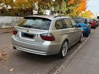 Gebraucht BMW 325 218 PS (160 kW) 2006 Silber Kombi
