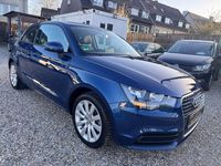 Gebraucht Audi A1 Attraction 122 PS (89 kW) 2011 Blau Kleinwagen