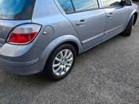Gebraucht Opel Astra 105 PS (77 kW) 2005 Blau Kleinwagen