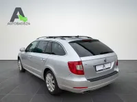 Używany Skoda Superb 170 KM (125 kW) 2012 Srebrny Kombi