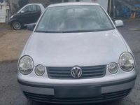 Gebraucht VW Polo 64 PS (47 kW) 2003 Silber Kleinwagen
