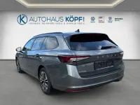 Gebraucht Skoda Superb Selection 150 PS (110 kW) 2025 Grau Kombi