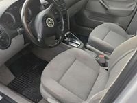 Second-hand VW Bora 115 CP (84 kW) 2000 Argintiu Berlinǎ