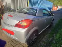 Gebraucht Opel Tigra 125 PS (91 kW) 2006 Silber Cabrio