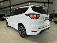 Gebraucht Ford Kuga ST-Line 179 PS (131 kW) 2017 Weiß SUV