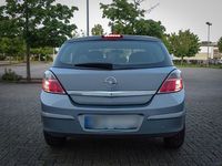 Gebraucht Opel Astra 90 PS (66 kW) 2009 Grau Limousine