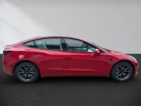 Gebraucht Tesla Model 3 350 kW (476 PS) 2021 Rot Limousine