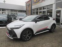 Gebraucht Toyota C-HR Lounge 197 PS (144 kW) 2023 Platinum white pearl / black SUV