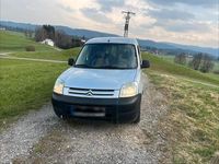 Gebraucht Citroën Berlingo 60 PS (44 kW) 2004 Silber Van / Kleinbus