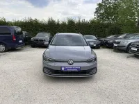 Gebraucht VW Golf VIII Life 150 PS (110 kW) 2021 Mondsteingrau Kombi