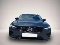 Gebraucht Volvo V60 Plus 253 PS (186 kW) 2024 Manufacturer Kombi