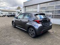 gebraucht Toyota Yaris Hybrid 1.5 VVT-i Club