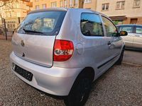 Second-hand VW Fox 55 CP (40 kW) 2005 Argintiu Hatchback