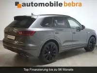 Używany VW Touareg 286 KM (210 kW) 2023 Szary SUV