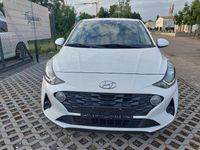 Gebraucht Hyundai i10 Select 84 PS (61 kW) 2020 Weiß Kleinwagen