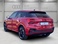 Gebraucht Audi Q2 S-Line 190 PS (139 kW) 2025 Rot SUV