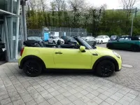 Gebraucht Mini One Cabriolet Classic 102 PS (75 kW) 2021 Gelb Cabrio