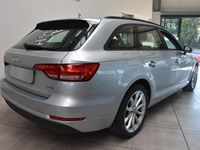 Gebraucht Audi A4 Basis 150 PS (110 kW) 2017 Silber metallic Kombi