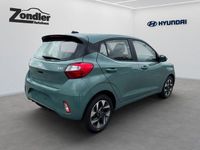 Gebraucht Hyundai i10 Trend 63 PS (46 kW) 2025 Grün Kleinwagen