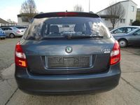 Gebraucht Skoda Fabia 60 PS (44 kW) 2009 Grau Kombi
