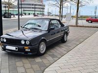 Gebraucht BMW 320 Cabriolet Performance 129 PS (94 kW) 1990 Schwarz Cabrio