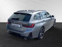 Gebraucht BMW 330 M Sport 245 PS (180 kW) 2025 Skyscraper grau metallic Kombi