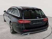 Gebraucht Mercedes E400 Avantgarde 330 PS (242 kW) 2022 Schwarz Kombi