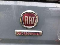 Gebraucht Fiat Ducato 140 PS (102 kW) 2022 Grau Van