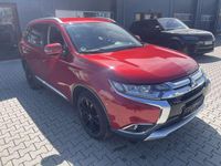 Gebraucht Mitsubishi Outlander Edition+ 150 PS (110 kW) 2018 Rot SUV