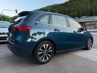 Gebraucht Mercedes B180 116 PS (85 kW) 2023 Blau Kleinwagen