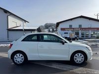 Gebraucht Audi A1 Sport 86 PS (63 kW) 2011 Weiß Kleinwagen