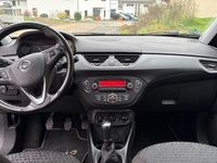 Używany Opel Corsa Edition 75 KM (55 kW) 2016 Srebrny Hatchback