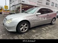 Gebraucht Mercedes C180 143 PS (105 kW) 2004 Silber Coupé