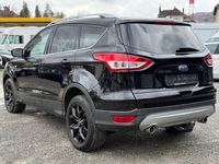 Używany Ford Kuga SYNC Edition 179 KM (131 kW) 2015 Czarny SUV