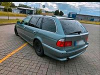 Gebraucht BMW 520 170 PS (125 kW) 2002 Grün Kombi