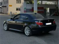Gebraucht BMW 523 M Sport 177 PS (130 kW) 2006 Schwarz Limousine