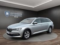 Gebraucht Skoda Superb Ambition 150 PS (110 kW) 2022 Brilliantsilber Kombi