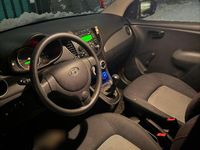 Gebraucht Hyundai i10 60 PS (44 kW) 2009 Rot Kleinwagen