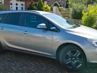 Gebraucht Opel Astra 140 PS (102 kW) 2012 Grau Kombi