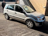 Gebraucht Ford Fusion 100 PS (73 kW) 2008 Silber Kleinwagen