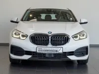 Gebraucht BMW 118 Advantage 150 PS (110 kW) 2023 Alpinweiß uni Kleinwagen